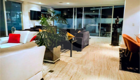 Casa à venda com 4 suítes no condomínio Villaggio Houda, São Paulo - SP