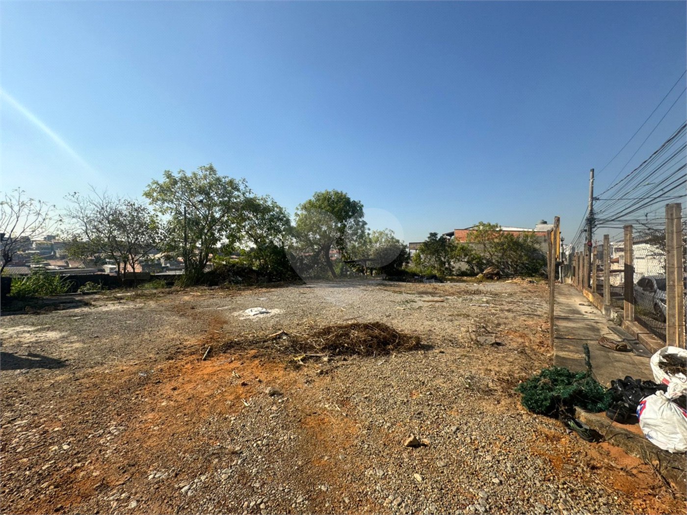 Terreno à venda em Vila Itapoan, Guarulhos, SP