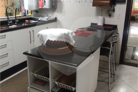 Sobrado à venda com 3 suítes em Vila Mazzei, São Paulo, SP