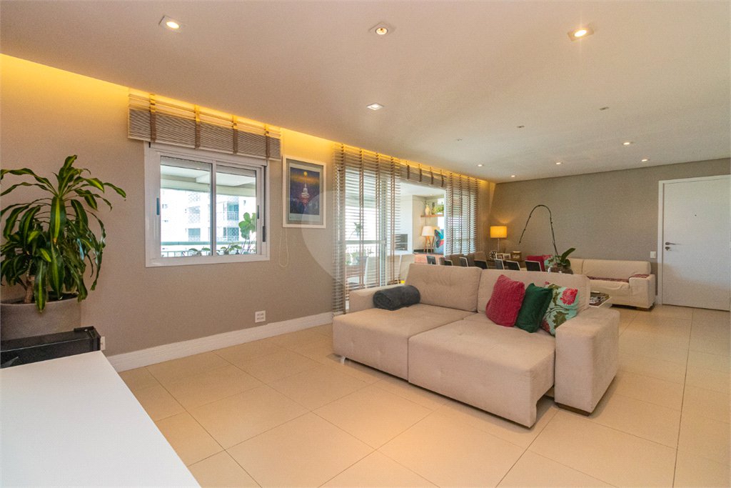 Apartamento à venda com 2 suítes em Jardim Marajoara, São Paulo, SP
