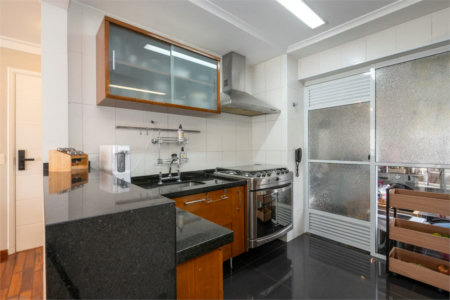 Apartamento à venda com 2 quartos, sendo 1 suíte, em Vila Gertrudes, São Paulo, SP