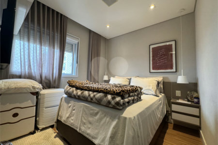 Apartamento à venda com 3 quartos, sendo 1 suíte,  em Jardim Leonor Mendes de Barros, São Paulo, SP