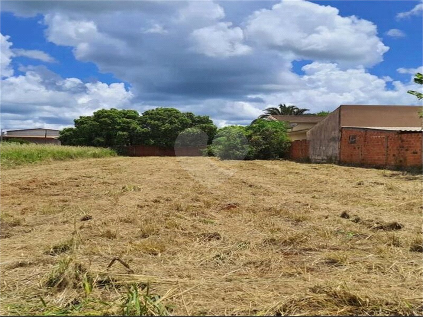 Terreno à venda no Centro, Ibirarema, SP
