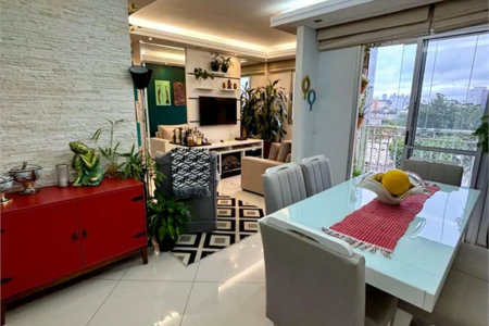 Apartamento à venda com 3 quartos, sendo 1 suíte, em Água Branca, São Paulo, SP
