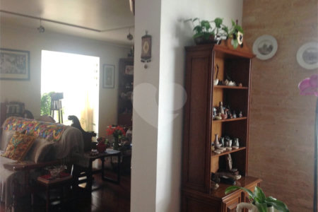 Apartamento à venda com 4 quartos, sendo 3 suítes, em Campo Belo, São Paulo, SP