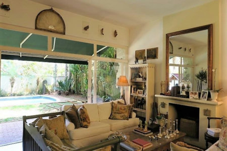 Casa à venda com 4 quartos, sendo 2 suítes, em Jardim Morumbi, São Paulo, SP