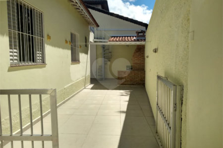 Casa Térrea à venda com 3 quartos em Campo Grande, São Paulo, SP