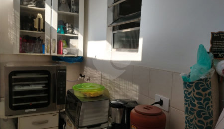 Casa à venda com 3 quartos, sendo 1 suíte,  em Jardim Peri, São Paulo, SP