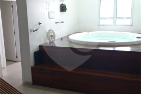 Apartamento à venda com 2 quartos, sendo 1 suíte,  em Cidade Cruzeiro do Sul, Suzano, SP