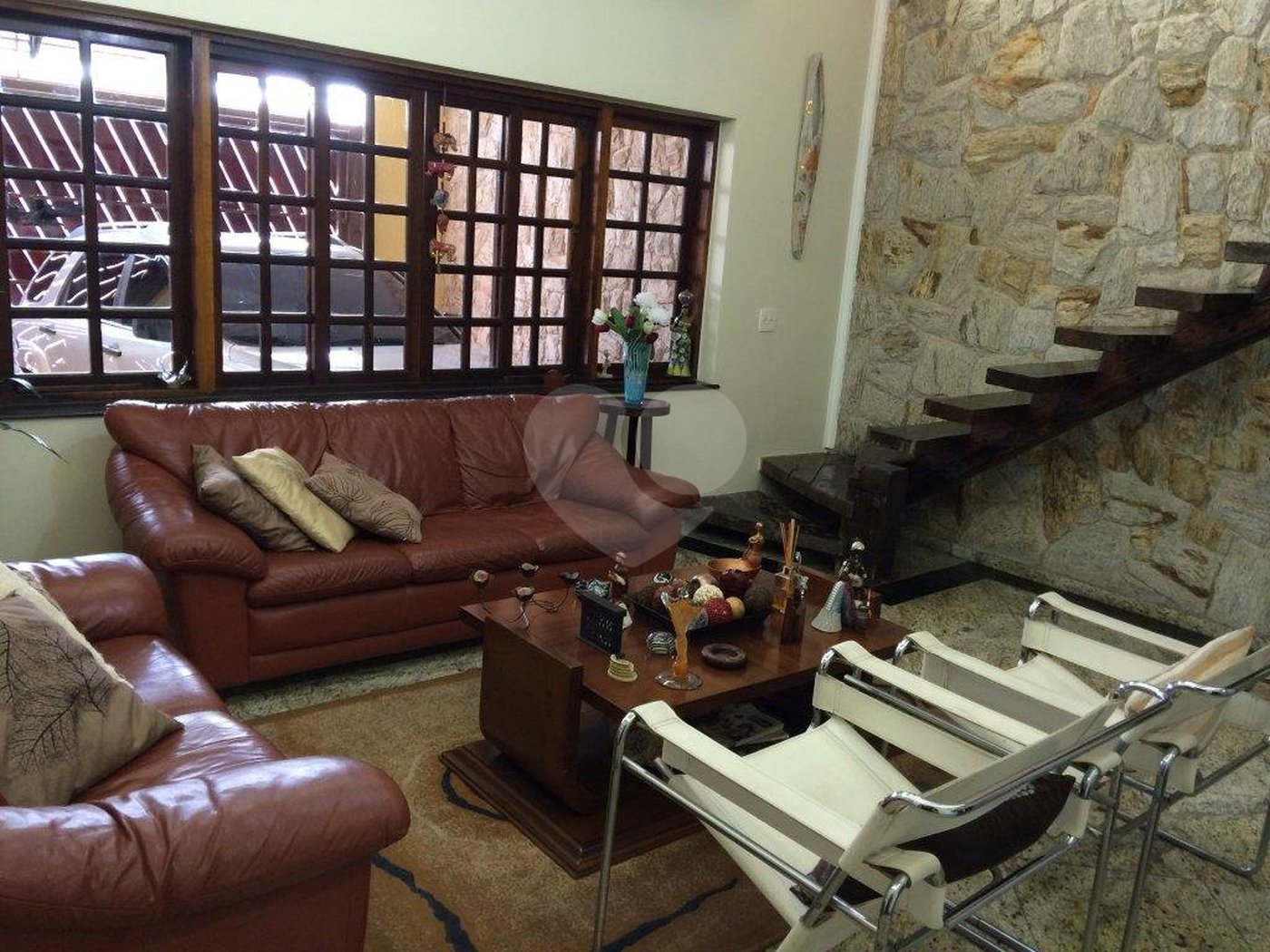 Sobrado à venda com 5 quartos, sendo 4 suítes,  em Vila Mazzei, São Paulo, SP