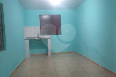 Casa à venda com 2 quartos em Jardim Devito, Votorantim, SP