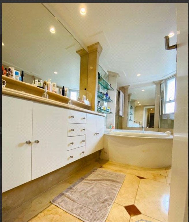 Apartamento à venda com 4 suítes em Santo Amaro, São Paulo, SP
