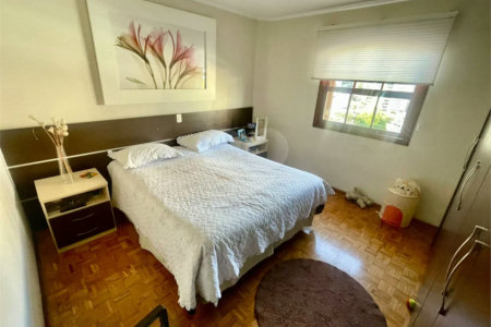 Casa à venda com 3 quartos, sendo 1 suíte, em Santa Teresinha, São Paulo, SP