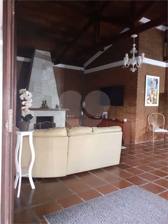 Casa à venda com 8 quartos, sendo 2 suítes, em Serra da Cantareira, Mairiporã, SP