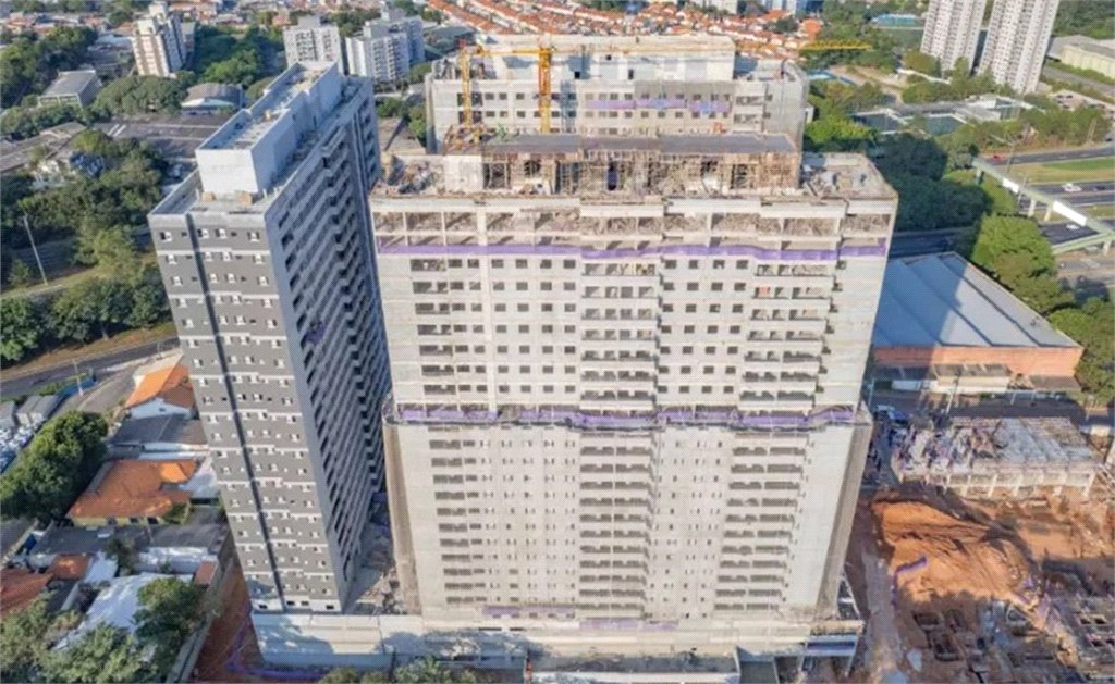 Apartamento à venda com 3 quartos, sendo 1 suíte,  em Vila Vermelha, São Paulo, SP