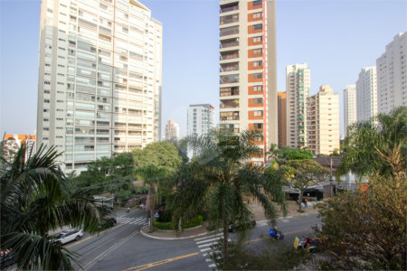 Apartamento à venda com 3 suítes em Vila Andrade, São Paulo, SP