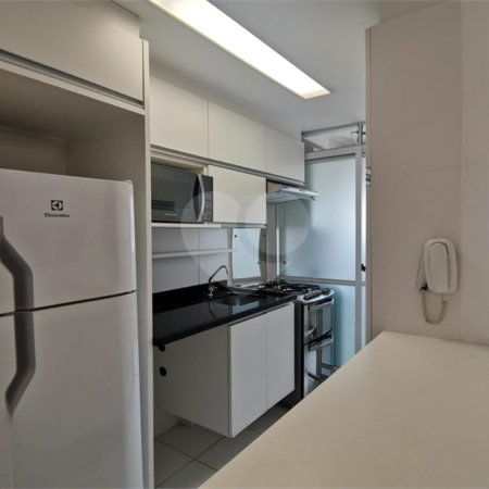 Apartamento à venda com 2 quartos em Parque Reboucas, São Paulo, SP