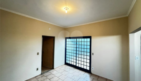 Casa à venda com 3 quartos, sendo 1 suíte,  em Vila Monte Alegre, Ribeirão Preto, SP