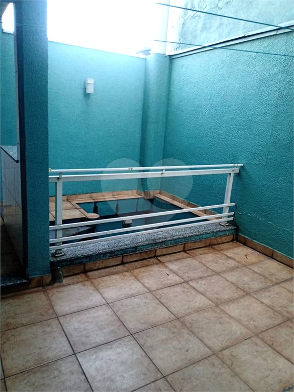 Sobrado à venda com 3 suítes em Jardim Dona Sinhá, São Paulo, SP