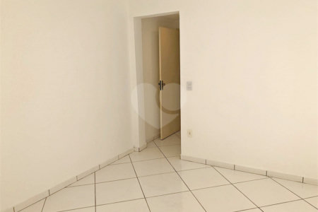 Casa à venda com 4 quartos, sendo 2 suítes, no condomínio Estância Marambaia, Vinhedo - SP