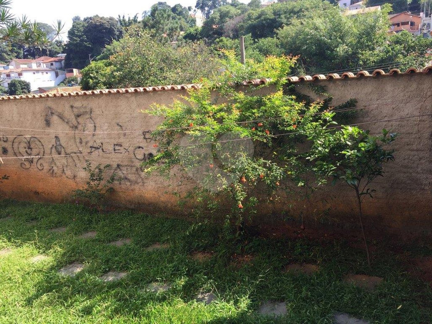 Sobrado à venda com 3 suítes em Vila Irmãos Arnoni, São Paulo, SP