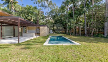Casa à venda com 5 suítes no condomínio Chácara Flora, São Paulo - SP