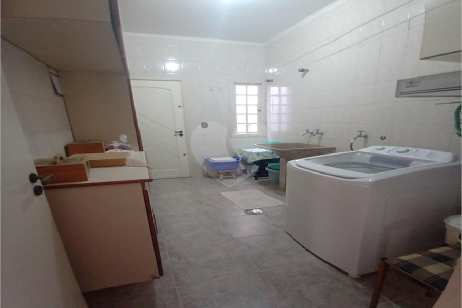 Sobrado à venda com 3 quartos, sendo 1 suíte, em Jardim França, São Paulo, SP