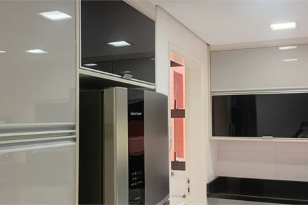 Apartamento à venda com 3 quartos, sendo 1 suíte,  em Vila Andrade, São Paulo, SP