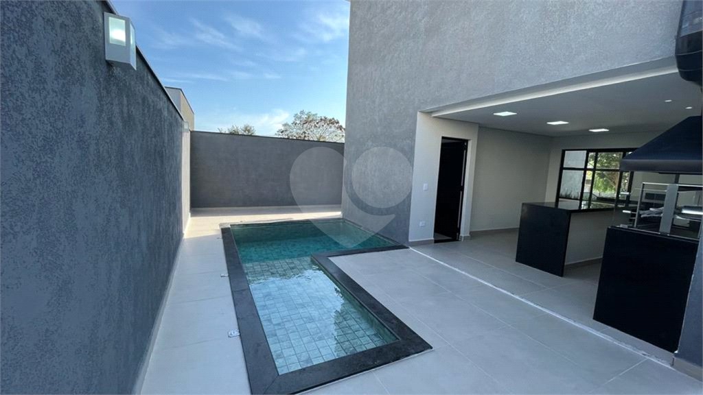 Casa à venda com 4 quartos, sendo 3 suítes, no condomínio Campos do Conde Sorocaba, Sorocaba - SP