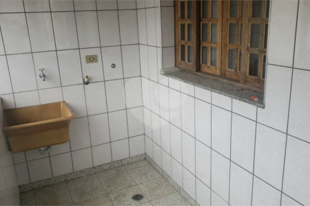 Sobrado à venda ou para alugar com 4 quartos, sendo 2 suítes, em Vila Congonhas, São Paulo, SP