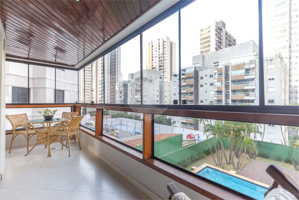 Apartamento à venda com 3 suítes em Chácara Flora, São Paulo, SP
