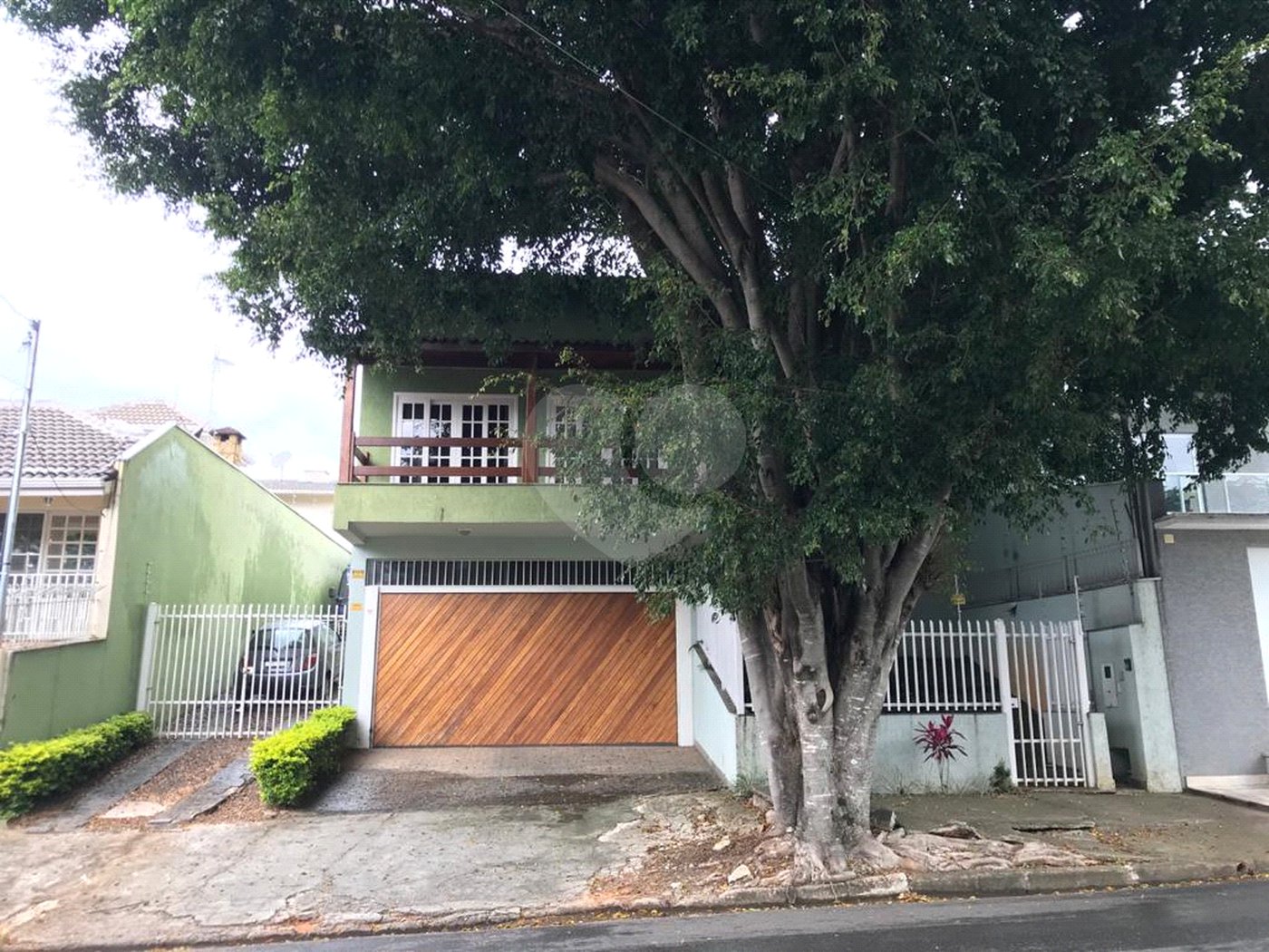 Sobrado à venda com 3 quartos, sendo 1 suíte, em Jardim América, Bragança Paulista, SP