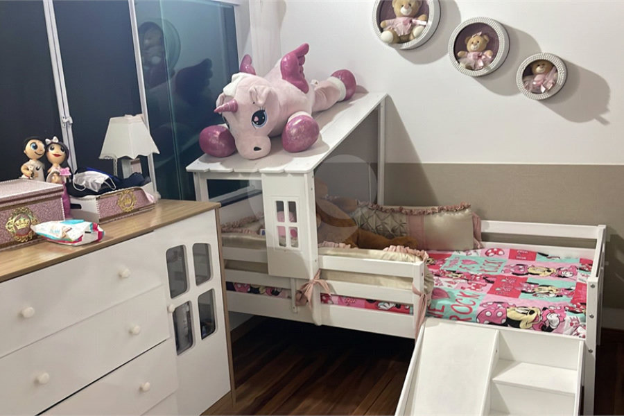 Casa à venda com 3 quartos, sendo 2 suítes, em Horto, São Paulo, SP