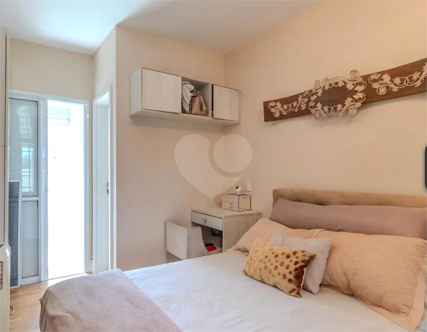 Apartamento à venda com 2 quartos, sendo 1 suíte, em Alto da Boa Vista, São Paulo, SP
