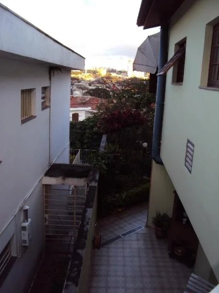 Sobrado à venda com 4 quartos, sendo 2 suítes, em Jardim Peri Peri, São Paulo, SP