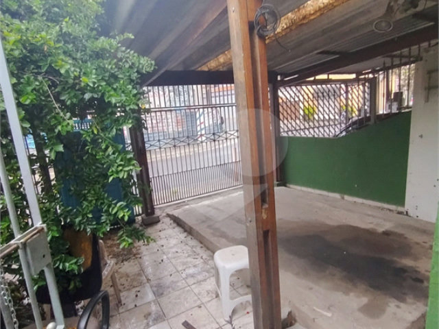 Sobrado à venda com 3 quartos, sendo 1 suíte,  em Vila Mazzei, São Paulo, SP