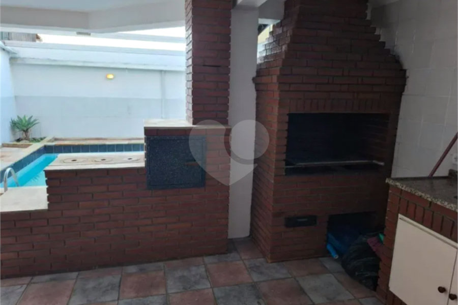 Sobrado à venda com 3 quartos, sendo 1 suíte, em City Recanto Anastácio, São Paulo, SP