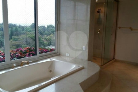 Apartamento à venda com 4 suítes em Alto da Boa Vista, São Paulo, SP