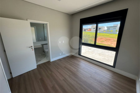 Casa à venda com 4 suítes no condomínio Villas do Golf, Itu - SP