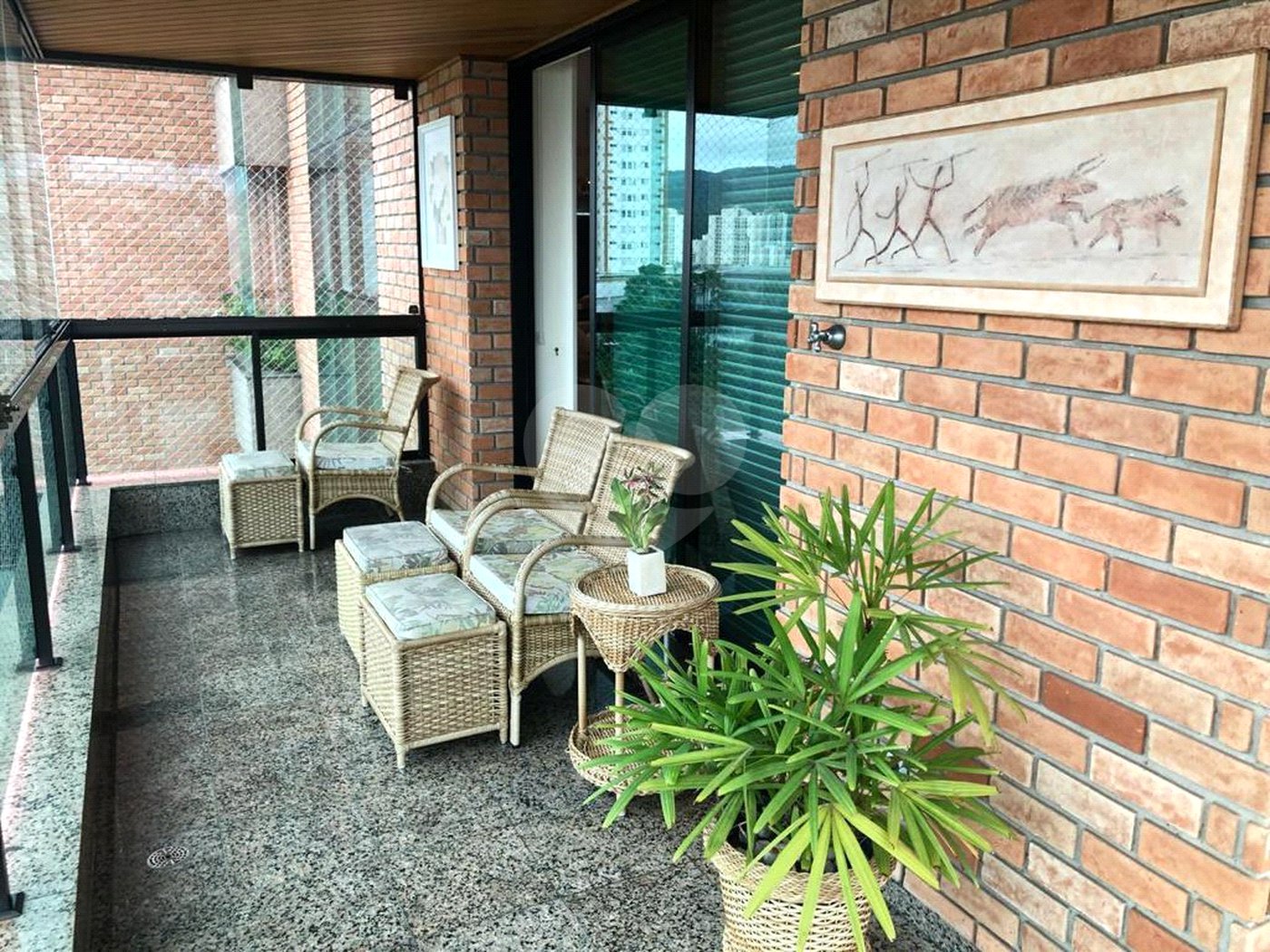 Apartamento à venda com 4 suítes em Vila Oliveira, Mogi das Cruzes, SP