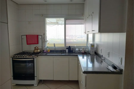 Apartamento à venda com 4 quartos, sendo 2 suítes, em Alto de Pinheiros, São Paulo, SP