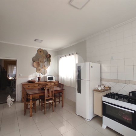 Sobrado à venda com 3 quartos, sendo 1 suíte,  em Jardim Morumbi, Sorocaba, SP