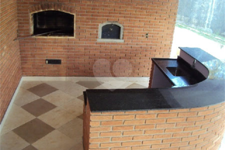 Sobrado à venda com 4 quartos, sendo 2 suítes,  em Recreio Maristela, Atibaia, SP