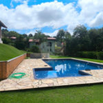 Casa à venda com 3 suítes no condomínio Granja Verediana, Ibiúna - SP