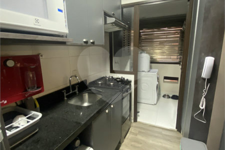Apartamento à venda com 2 quartos, sendo 1 suíte,  em Vila Monumento, São Paulo, SP