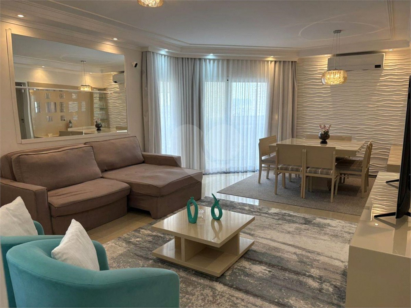 Apartamento à venda com 3 suítes em Santa Teresinha, São Paulo, SP