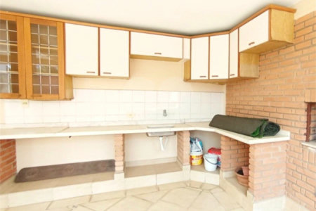 Casa à venda com 5 quartos, sendo 1 suíte, no condomínio Constantino Mattucci, Sorocaba - SP