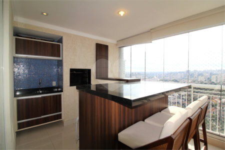 Apartamento à venda com 3 suítes em Alto da Boa Vista, São Paulo, SP