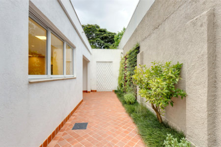Casa Térrea à venda ou para alugar com 4 suítes em Alto da Boa Vista, São Paulo, SP