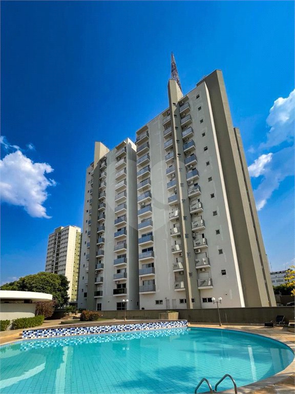 Apartamento à venda com 3 quartos, sendo 1 suíte, em Bosque da Saúde, Cuiabá, MT